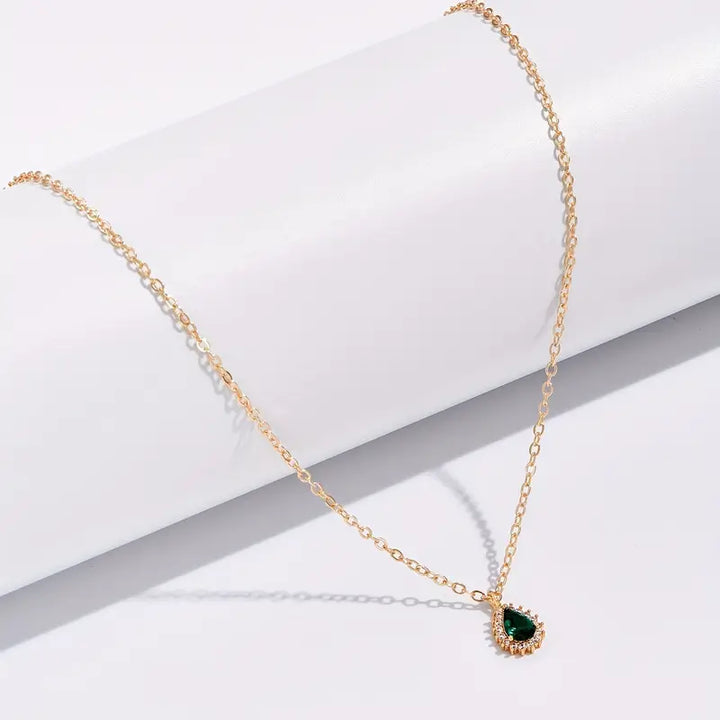 Yvaine™ - Gladorra Necklace in Gold