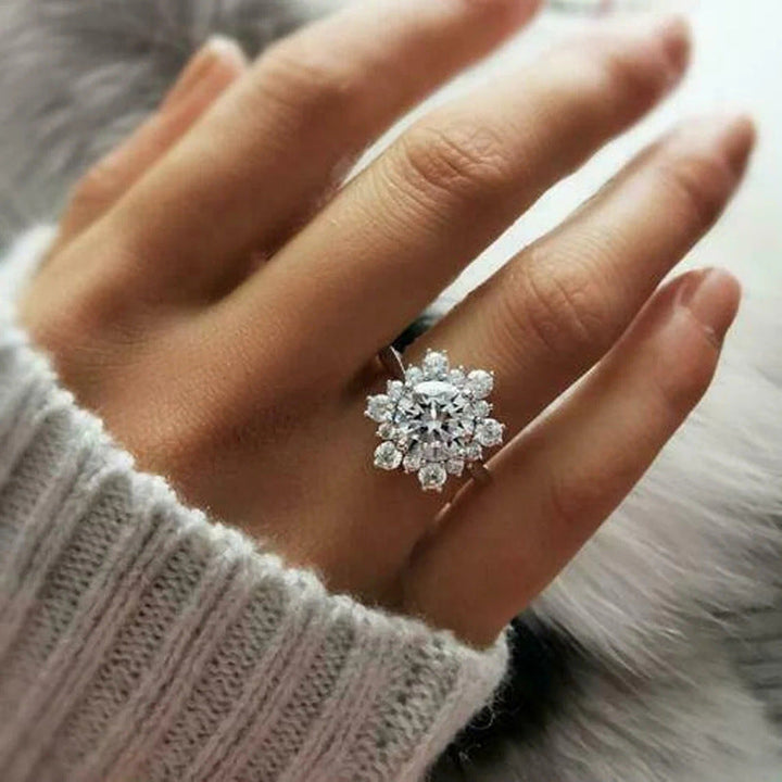 Luna™ - Crystal Blossom Ring in White Gold