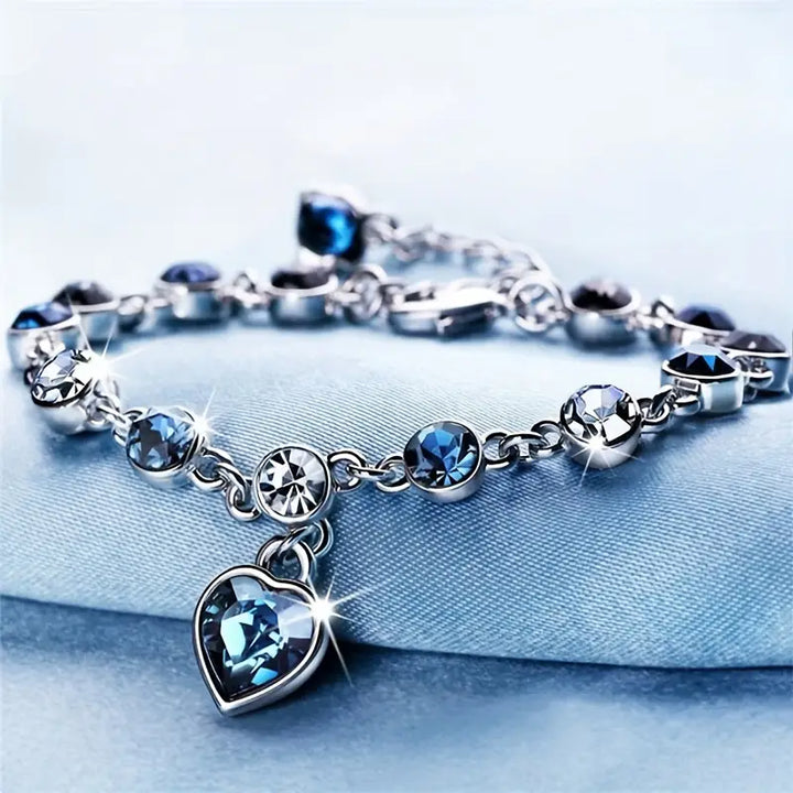 Ocean Heart™ - Radiant Glow Bracelet in White Gold