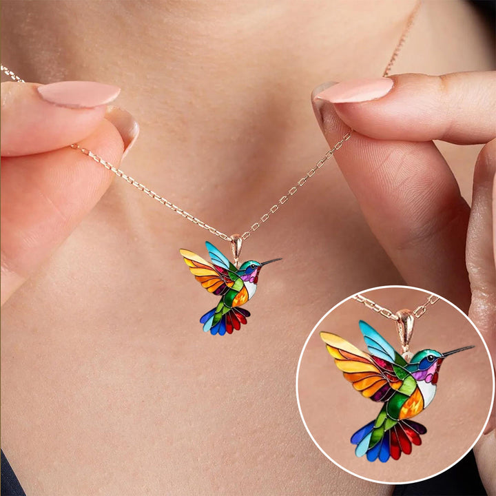 Aurea™ - Elegant Hummingbird Design Necklace