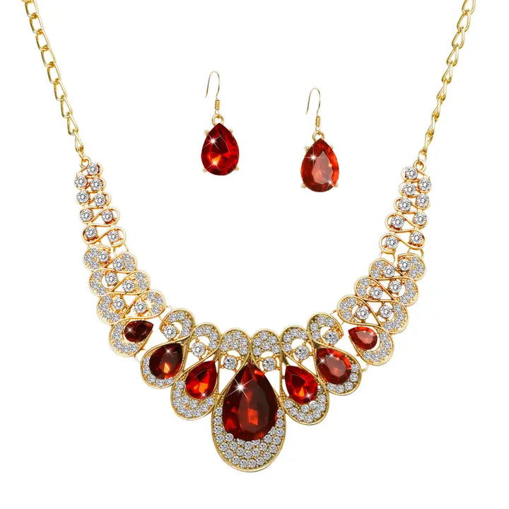Maevina™ - Crimselle Jewelry Set in Gold