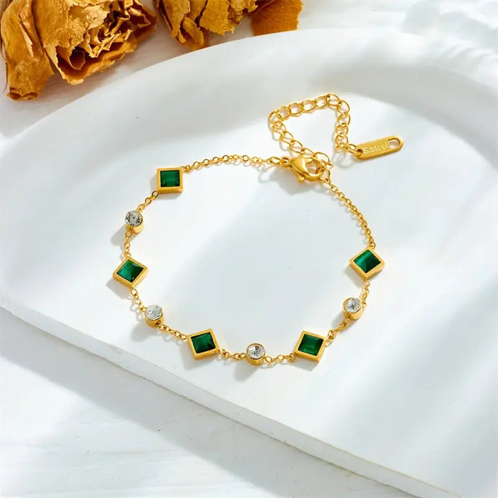 Glenwyn Bracelet by Amelisse | Gold