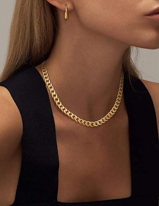 Cavaro™ - Bold Gold Cuban Link Necklace