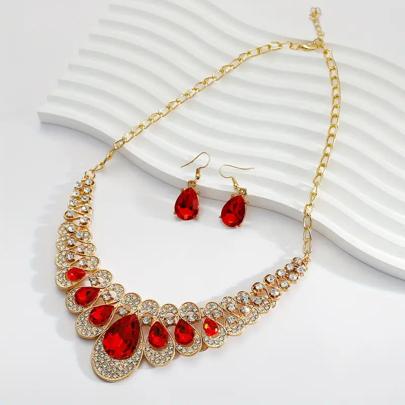 Maevina™ - Crimselle Jewelry Set in Gold
