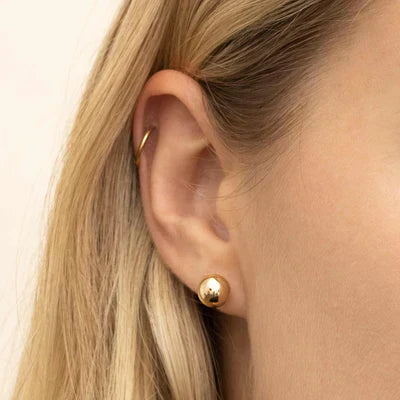 Ball™ - Elegant Gold Stud Earrings