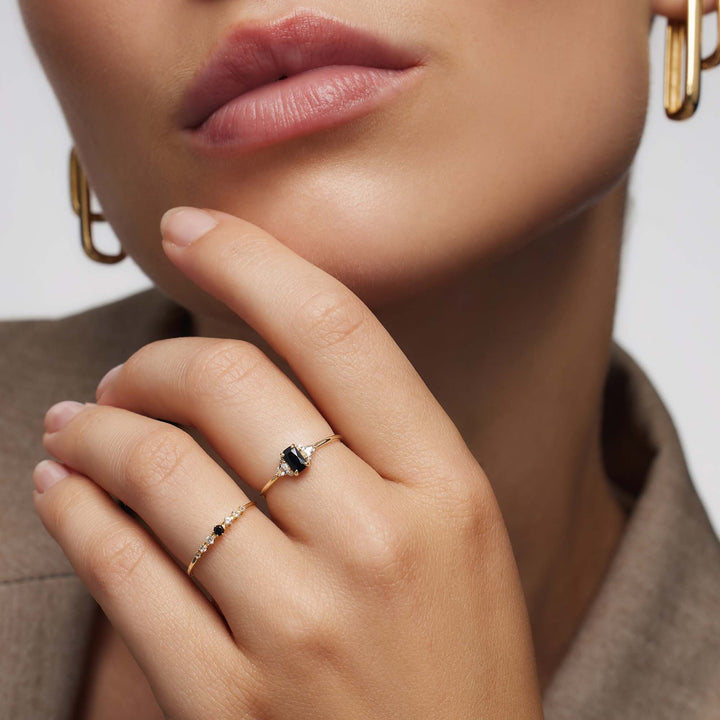 Black Spinel Baguette Ring - Gold Elegance