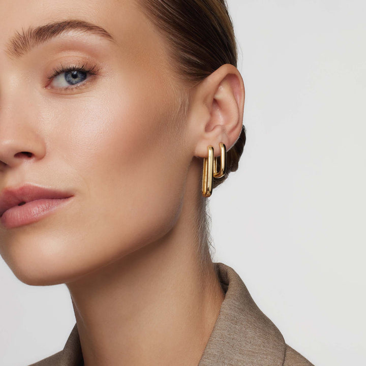 Icona™ - Elegant Gold Large Hoop Earrings