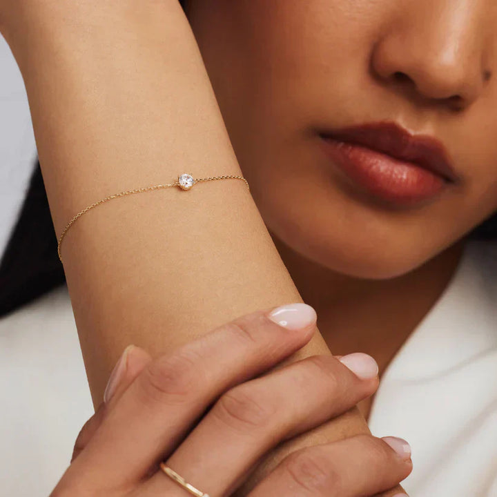 Cléa™ - Moissanite Stone Bracelet in Gold