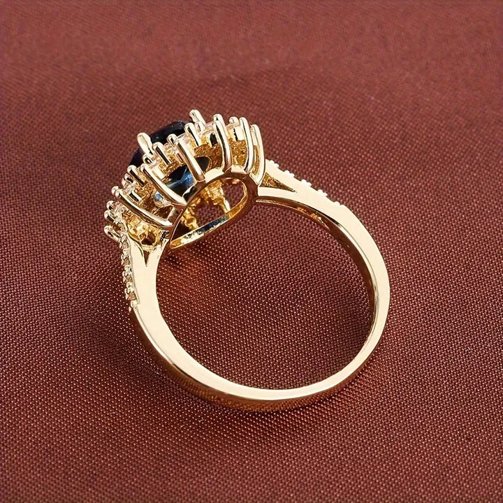 Vionne™ - Sapphire & Gold Elegance Ring
