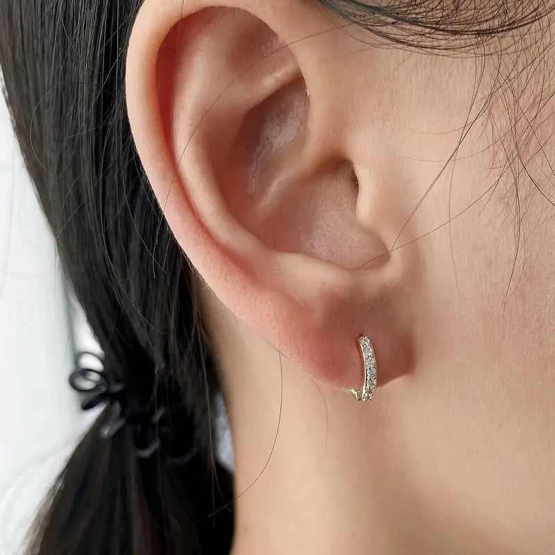 Coastal Charm™ - Gold Drop Earrings