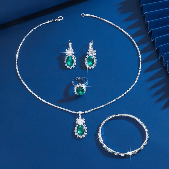 Seloria™ - Grevalyn Jewelry Set in White Gold