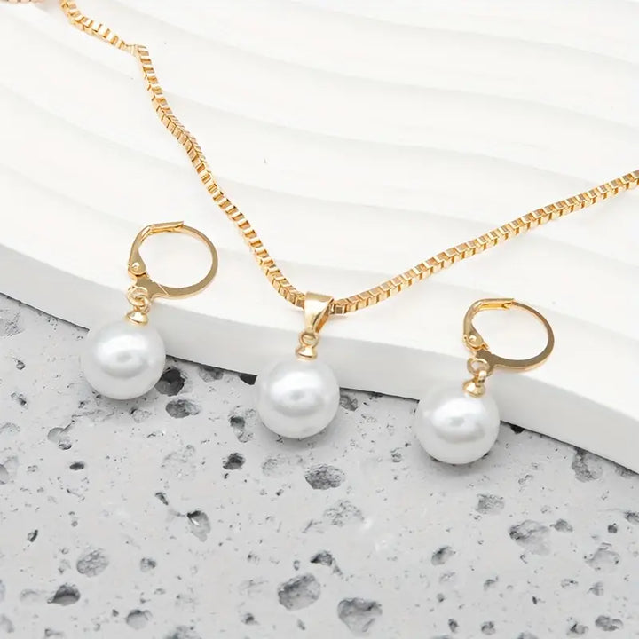 Golden Elegance™ - Pearl Jewelry Set in Gold