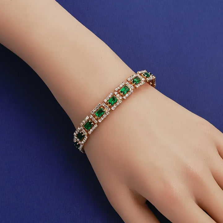 Emerald Elegance™ - Bold Gold Bracelet