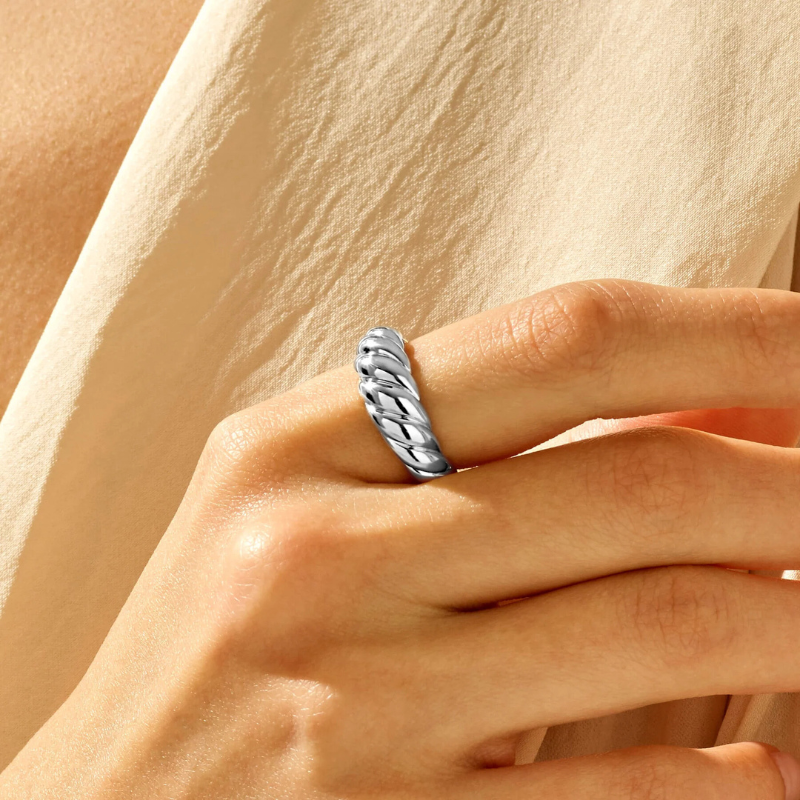 Croissant Ring | White Gold Elegance